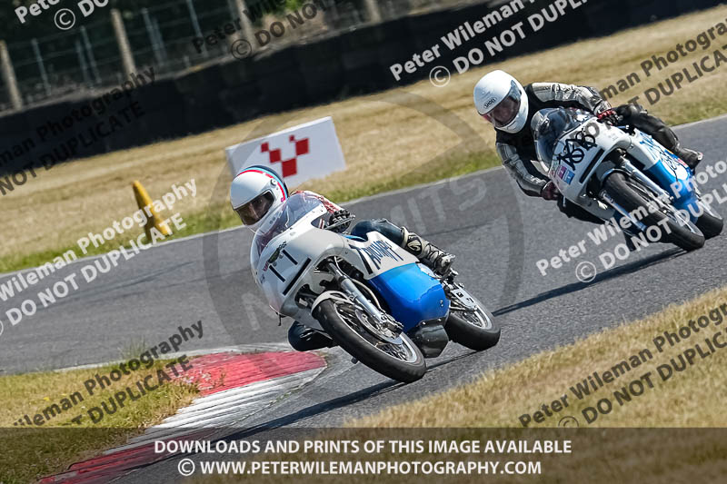 cadwell park;cadwell park photographs;cadwell trackday photographs;enduro digital images;event digital images;eventdigitalimages;peter wileman photography;racing digital images;trackday digital images;trackday photos